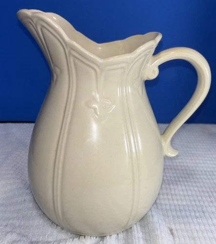 McCoy VTG Cream Colored Pitcher. # 7529