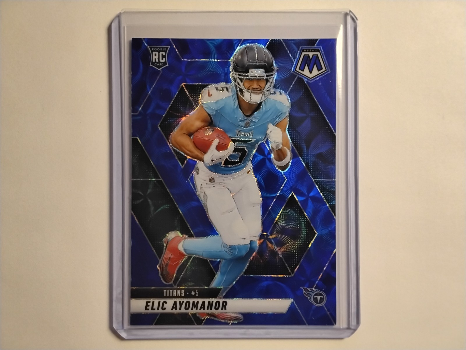 2025 Panini Mosaic - Elic Ayomanor #333 RC Blue Scope Color Match Prizm~ Titans