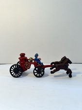 Vintage Cast Iron Horse Drawn Fire Engine Pumper Wagon Fireman Carriage Toy