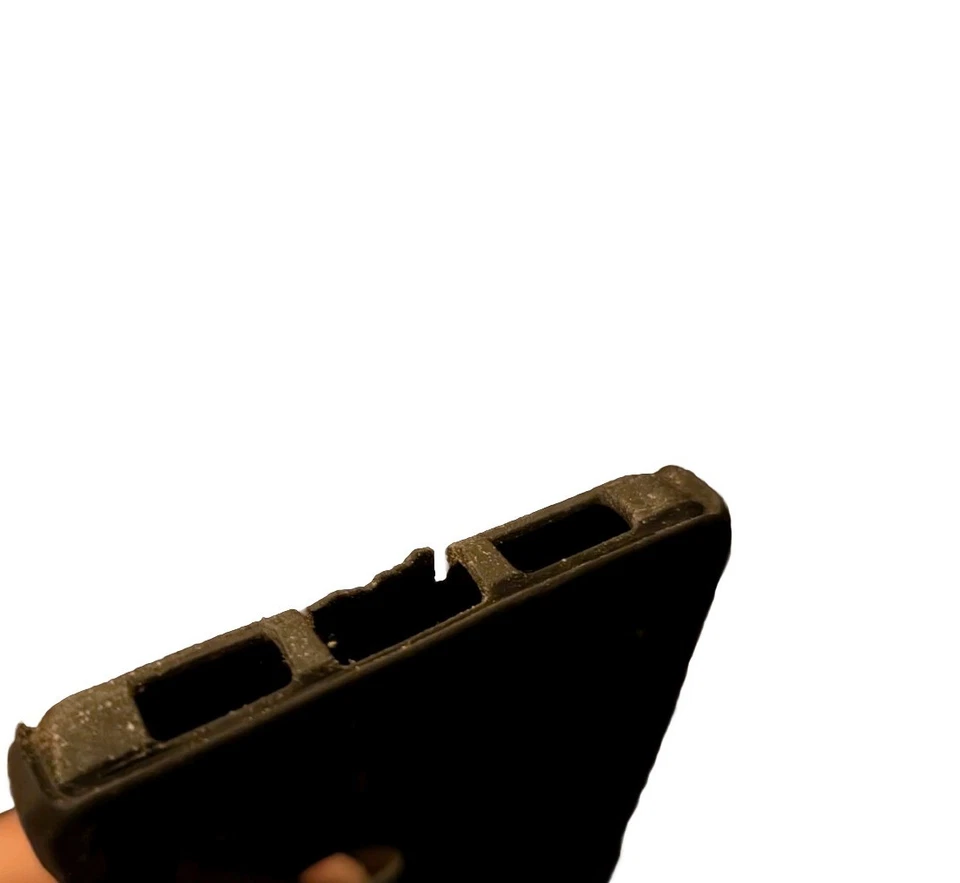 Funda OtterBox Commuter Series para Google Pixel 6A Foto 3 de 3