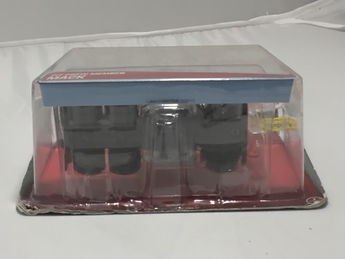 Disney Pixar Cars 95 Pit Crew Mack 1:55 Die-Cast Deluxe MOC New - Picture 6 of 9