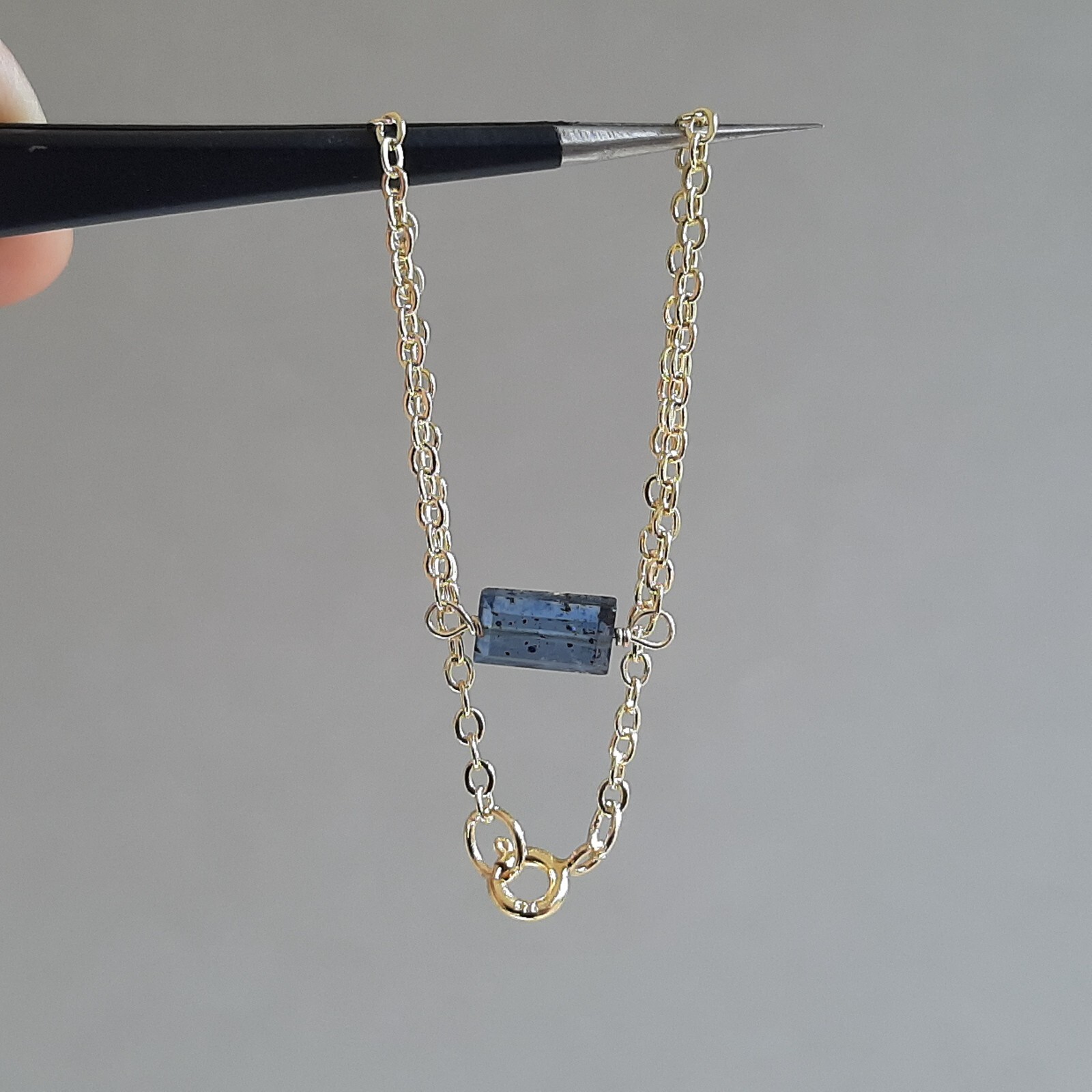 Bracelet en argent 925 et perle de culture à porter pour vos soirées d'été