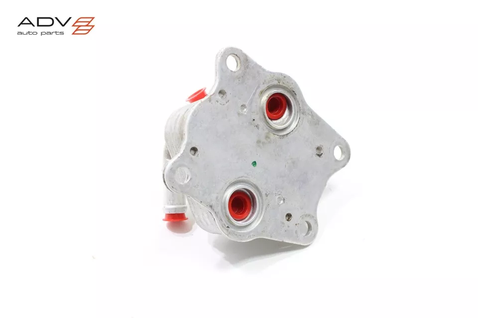 Toyota Sienna 2021-2025 enfriador de aceite de motor de 2,5 L OEM Foto 4 de 4