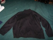 Vintage Black Leslie Faye Sportswear Sweater size L in Excellent Shape, Nice Mat