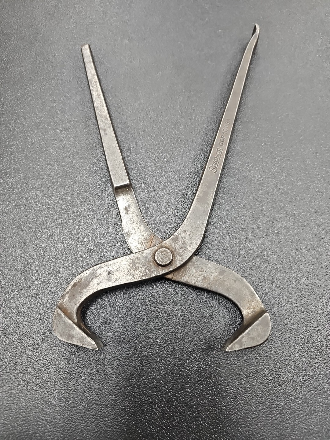 SnapOn GCP10 Grease and Dust Cap Removal Plier Measuring 101/2'' Long