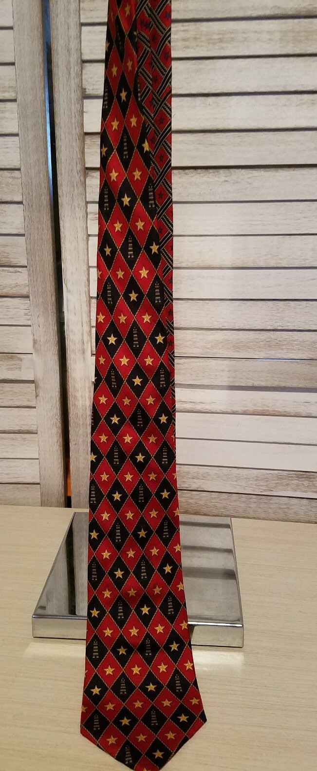 Tommy Hilfiger Mens Tie Red Blue Yellow Stars Lighthouses Classic Italian Silk 