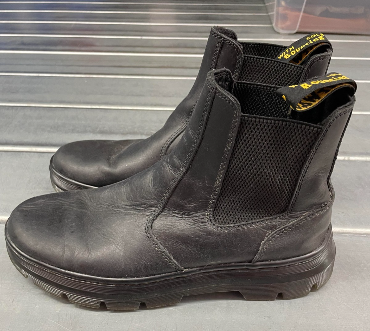 Dr. Martens Chelsea Boots Mens 9 Womens 10 Black Leather Pull On