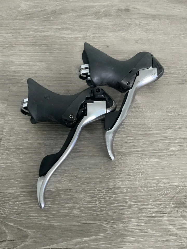 SHIMANO DURA ACE BRAKE / SHIFTER SET 2 X 10 SPEED MODEL 7800 - Image 3 of 4