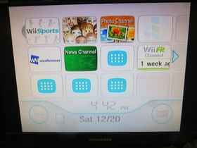 Vintage NINTENDO Wii Fit Sports Video Game Console Bundle Controllers Games