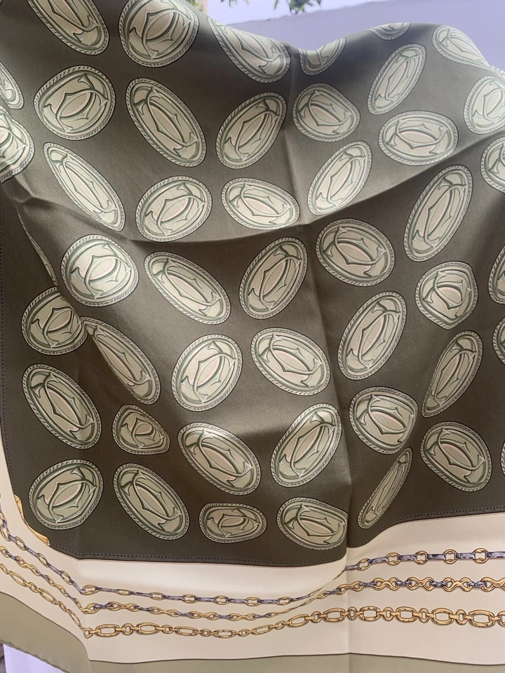 Y2# Vintage Les Must de Cartier Scarf – Green Gold Chain Logo Print – Paris Luxr - Image 2 of 4