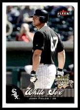 2007 Fleer Josh Fields Rookie Chicago White Sox #332