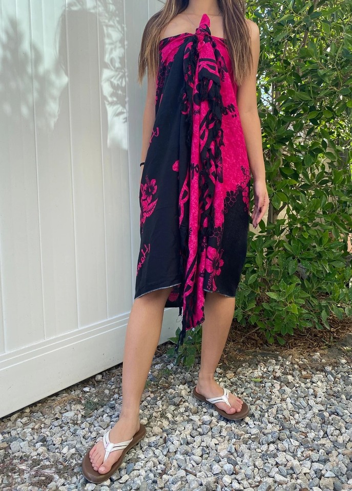 Infinity Dress Beach Hawaiian Pareo Sarong - Purple & White Hibiscus Print, Beach  Cover Up, One Size Terry Sarong