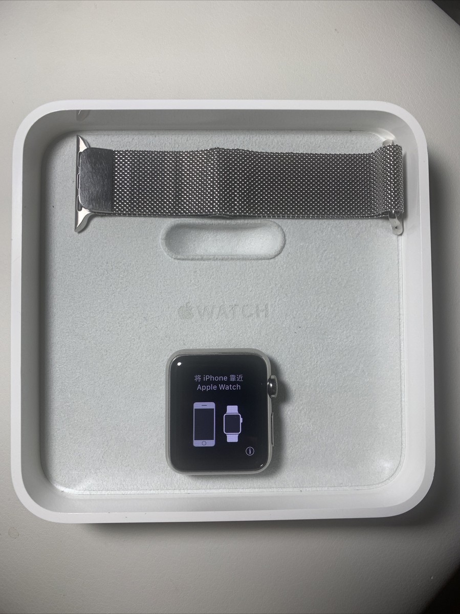 Apple Watch 1st Series 38mm Stainless Steel Case Silver Milanese