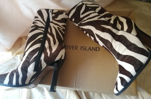 NEW WITH BOX, ZEBRA PRINT HIGH HEELED BOOTS SIZE 3, RIVER ISLAND COW HIDE - Picture 4 of 12