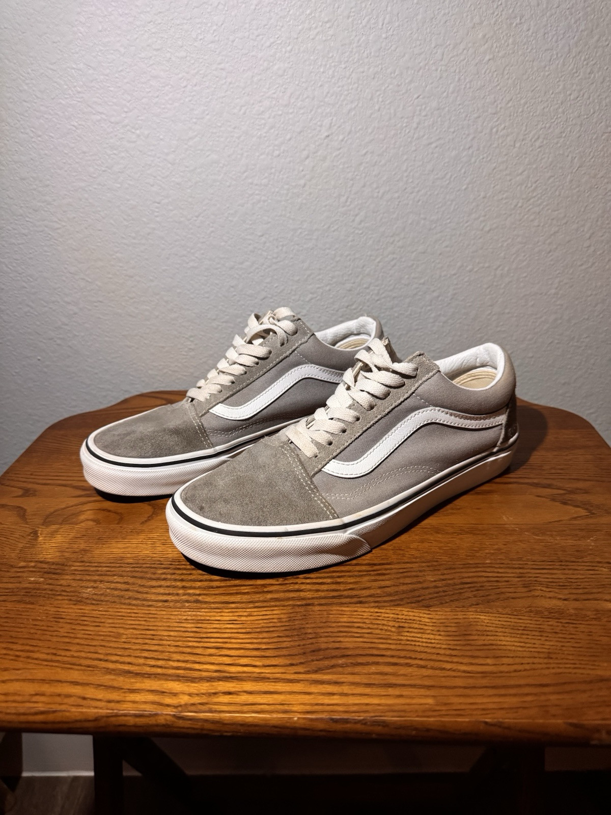 VANS Old Skool Shoes Atmoshere Grey and White Women’s Size 8.5 / Men's Size 7
