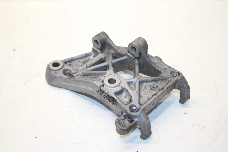 Infiniti QX4 2003 3,5 AC soporte de compresor OEM Foto 3 de 4