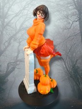 Sexy Velma Scooby Doo Figure 8in