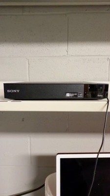 Sony BDP-S3700 Blu-ray DVD CD Player Wi-Fi Streaming HDMI USB