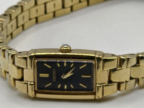 Vintage Seiko Watch Women V220-0AB0 13mm Silver Gold Two Tone New Battery