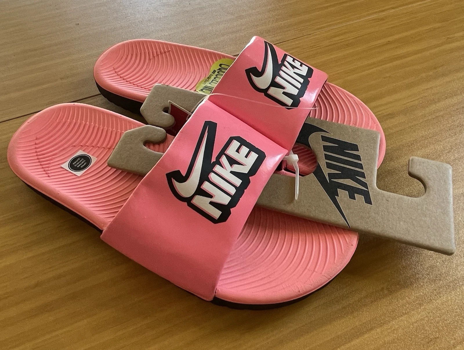 Sandali Nike nuovi con etichette bambino ragazza rosa Kawa ammortizzati slide giovani taglia 5