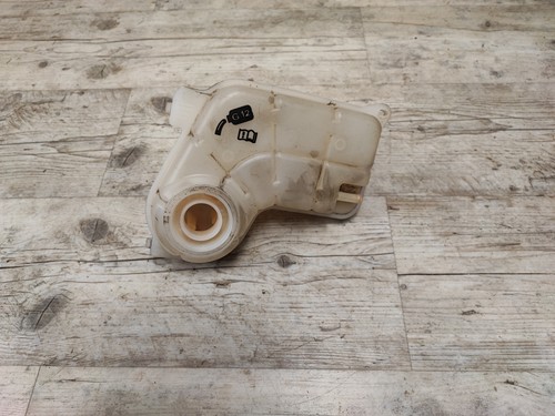 Audi A4 8E Seat Exeo Ausgleichsbehälter Kühlmittel 8E0121403