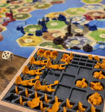 STEKIS Organizer für Siedler Spielfiguren in Holzkiste Seefahrer Städte & Ritter