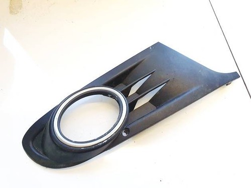 1k9853666 Stoßstangengitter vorne links  Volkswagen Golf DE1918932-39