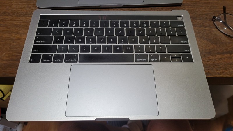 MacBook Pro A1989 13 Space Gray Top Case Keyboard Touchpad NO battery PARTS