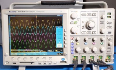 Tektronix MSO4104 Oscilloscope 1GHz, 5GSa/s with 7 options EXCELLENT