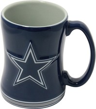 Taza esculpida en relieve en caja de los Dallas Cowboys de la NFL