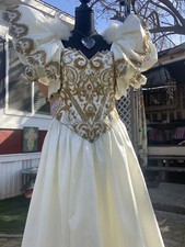 Vintage Wedding Beaded Dress with Puff Sleeves