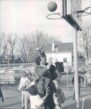 1966 Press Photo NFL Denver Broncos WR Eric Crabtree - rkf13623