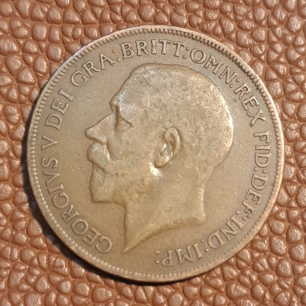 1921 United Kingdom One Penny King George V Seated Britannia 9.45g