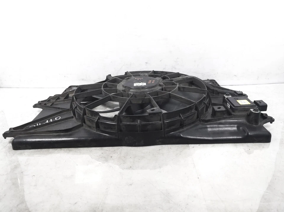 2019-2021 Hyundai Veloster Radiator Cooling Fan Motor & Shroud 25380-J3280 - Image 3 of 4