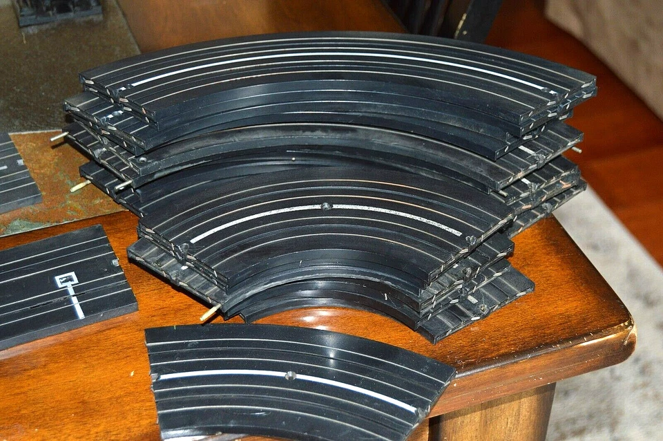 Juego de coches de carreras AURORA con bancos 6 controles y paquete de energía SIN coches Foto 3 de 4