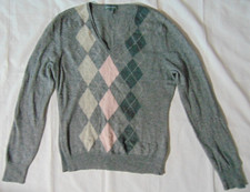 apt 9 100 cashmere gray argyle knit v neck pullover sweater L