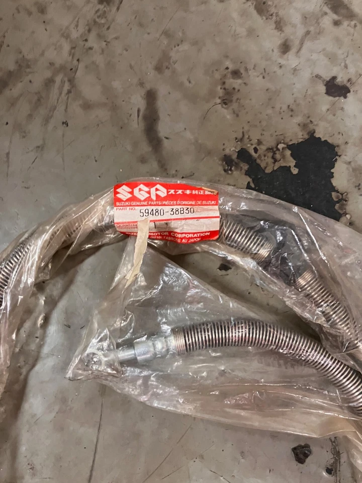MANGUERA DE FRENO SUZUKI OEM NOS 59480-38B30 1996-2008 INTRUDER, BOULEVARD Foto 2 de 2