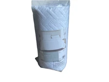 VCNY HOME full/queen Quilt Set White