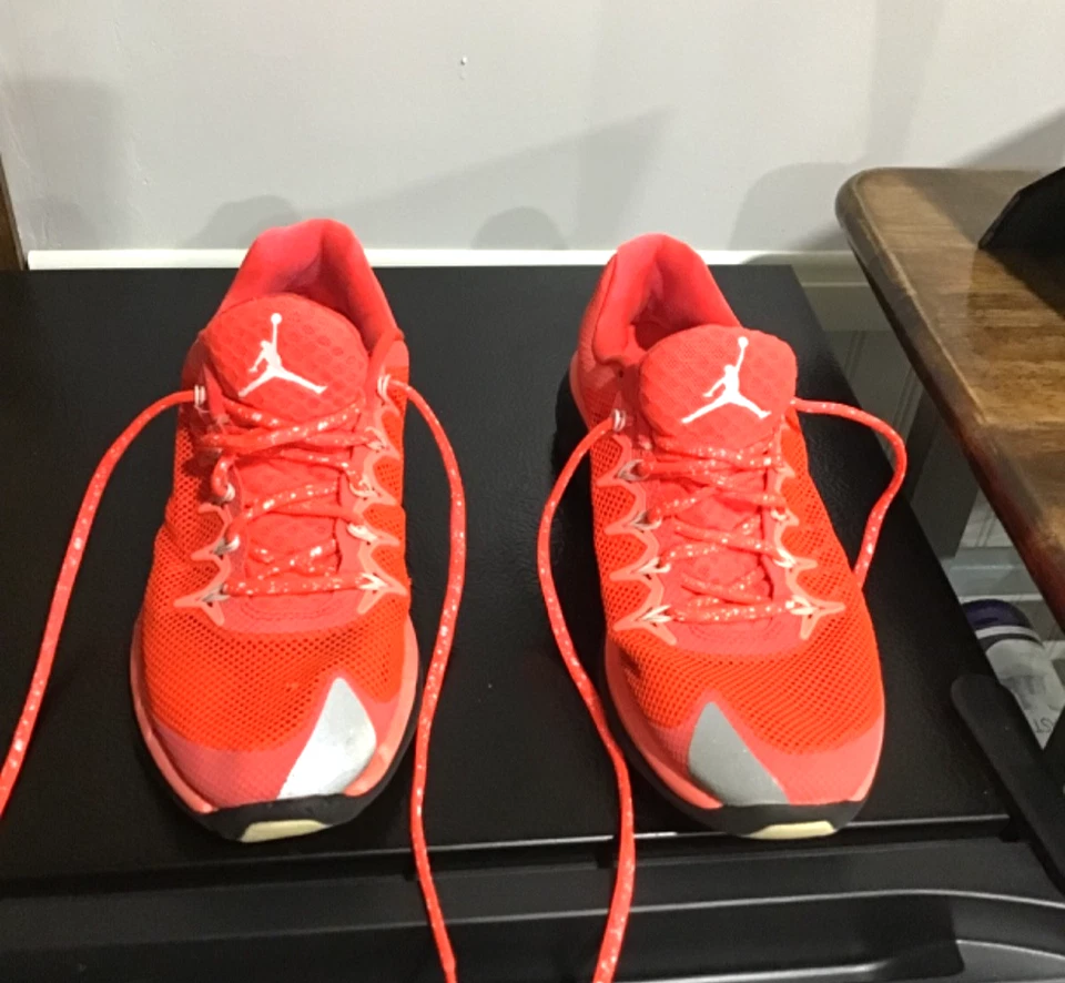 Nike Air Jordan Flight Runner 2 Zapatos Infrarrojo 23 Rojo 715572-603 Hombres 8.5 Foto 3 de 4