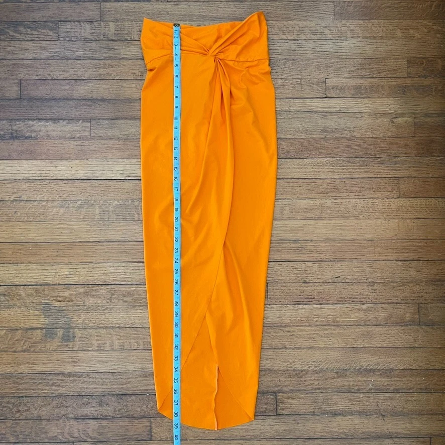 NUEVO CON ETIQUETAS Falda Skims Signature Swim Sarong en Naranja Para Mujer Talla XS - Venta al por menor $78 Foto 4 de 4