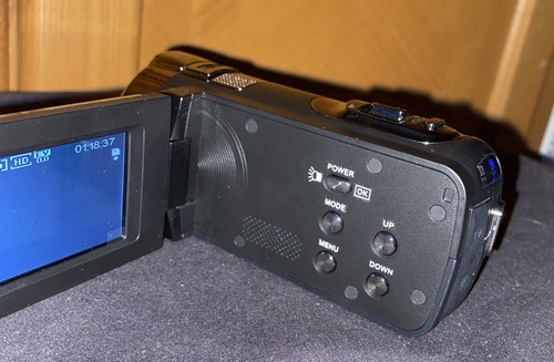 Besteker - High Definition HD Camcorder - HDV-312P - Black - With SD Card - Picture 5 of 6