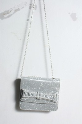 Damen Clutch schimmernd silber Schleife vorne - Silber (ba90)