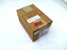 Honeywell C7012A 1160 Purple Peeper UV Flame Detector 120V