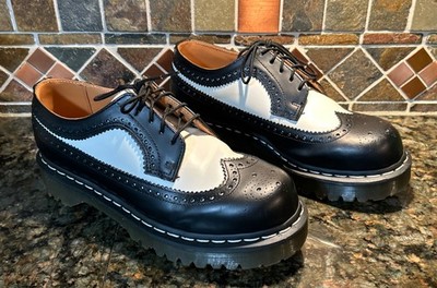 Dr. Martens Bex Oxford Shoes Black White Leather Wingtip Brogue Casual Mens Sz 8