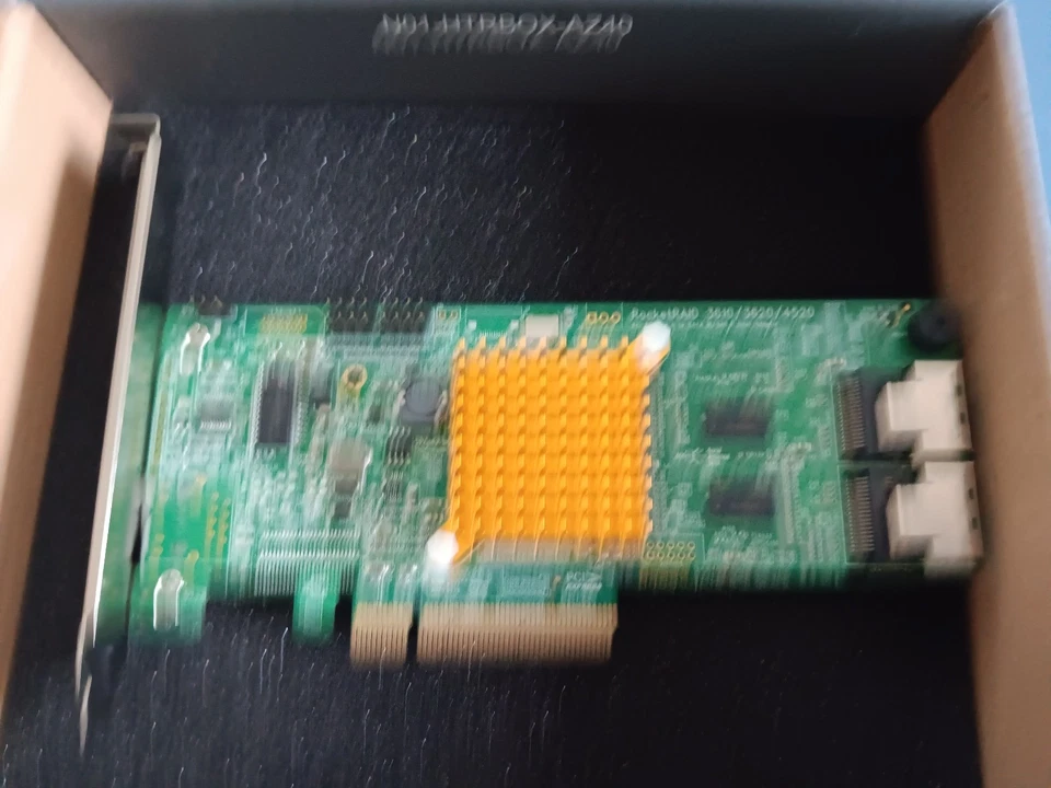 HIGHPOINT TECHNOLOGIES RR4520SGL 8PORT PCIE2 X8 H/W RAID HBA - Image 4 of 4