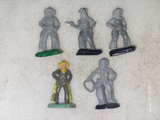 Lot of Vintage Beton Hard Plastic Cowboy Figures Lot O