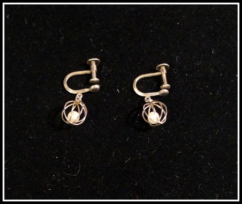 Vintage Pearl Style in Cage Dangle Screw Back Earring Costume Jewelry #A2073