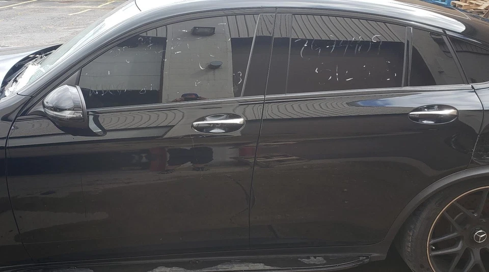 Parasol derecho negro 811A 18 19 20 21 22 MERCEDES GLC63s Foto 3 de 4