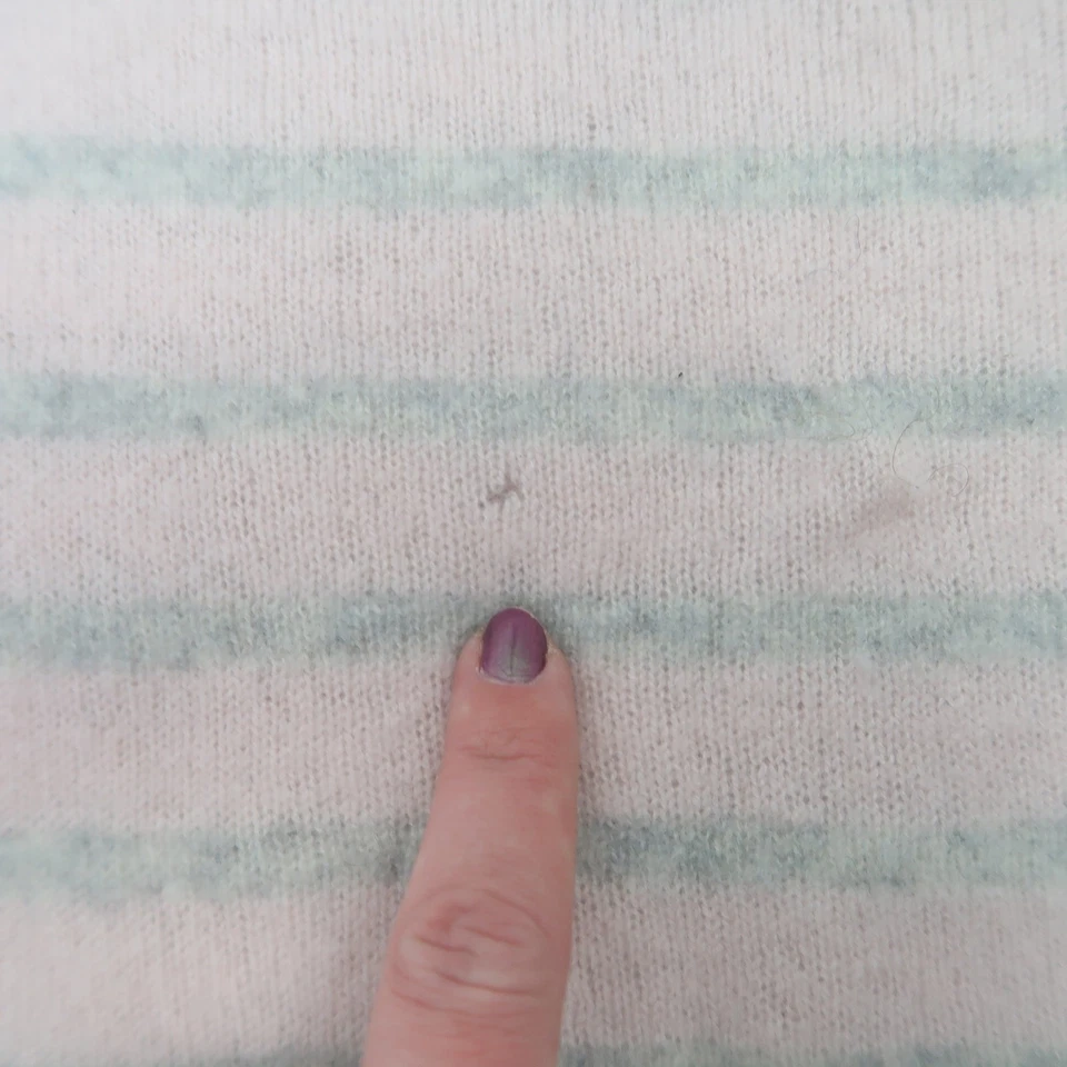 Abercrombie & Fitch 粉彩粉色和灰色条纹羊绒衫 XS — 第 4/4 张图片