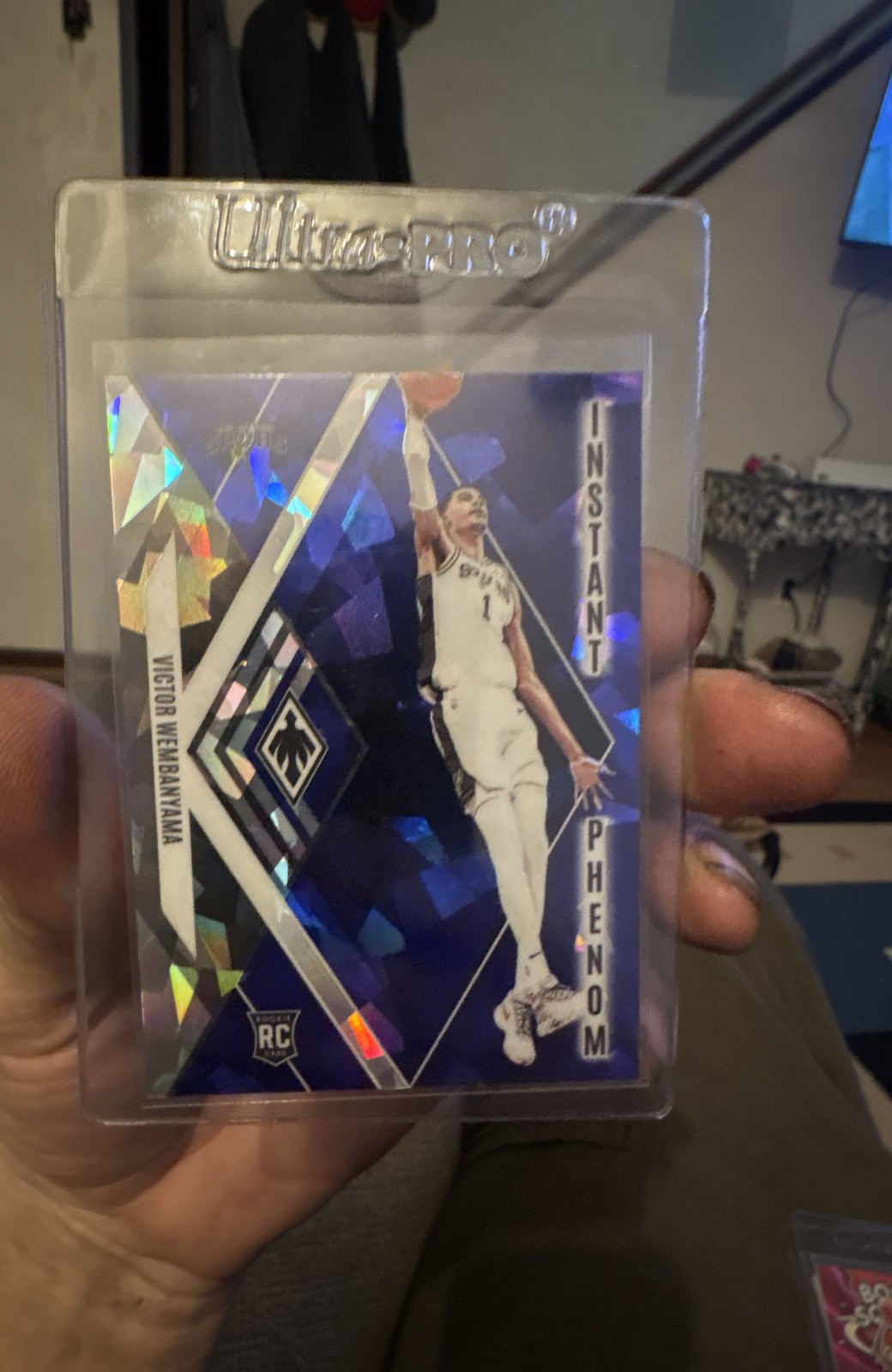 2023-24 Panini Phoenix - Instant Phenom Victor Wembanyama #13 Blue Ice (RC)